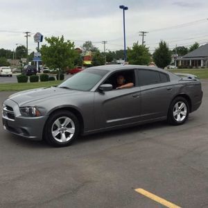 Meet your Posher, Jose enrique